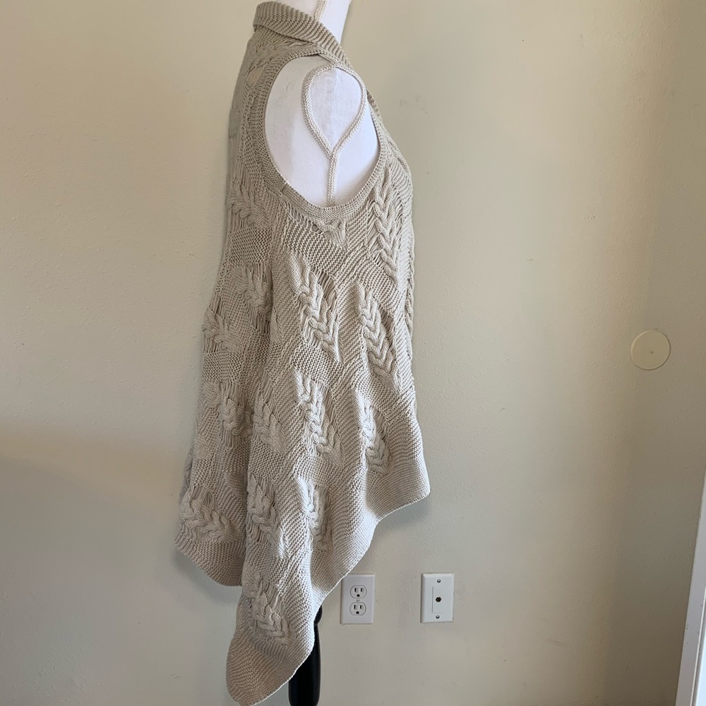 Alice and Olivia asymmetrical open cardigan vest - Picture 5 of 8